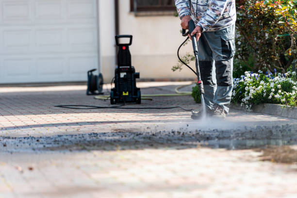 Best Pressure Washing Contractors  in Cloverdale, IN