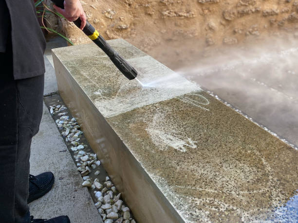 Best Sidewalk Pressure Washing  in Cloverdale, IN
