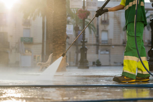 Best Roof Power Washing Services  in Cloverdale, IN
